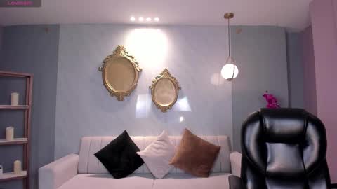 JESS online show from November 28, 9:34 am