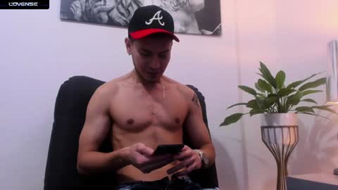 Jessid online show from December 9, 5:52 pm