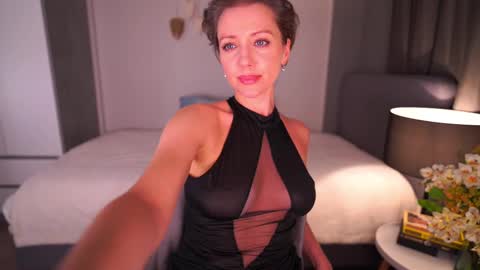 Jessica online show from February 11, 6:30 am