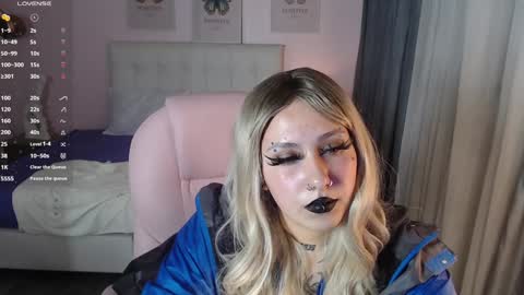 Your Sweet Angel online show from December 31, 10:48 am