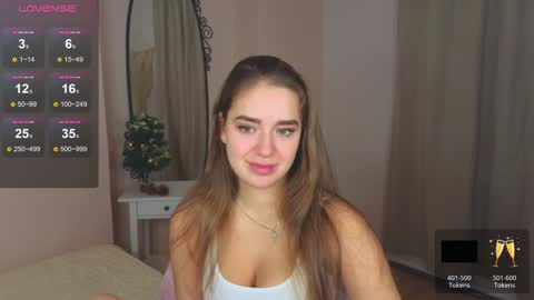 Snapshot of jessiestarz chatting on December 17, 2:22 pm Jessi online show from December 17, 2:22 pm