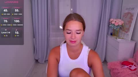 Snapshot of jessiestarz chatting on September 13, 1:44 pm Jessi online show from September 13, 1:44 pm