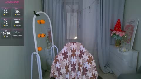 Snapshot of jessiestarz chatting on October 30, 1:45 pm Jessi online show from October 30, 1:45 pm