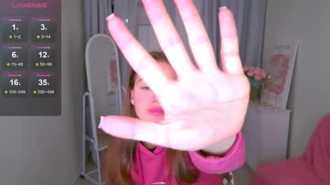 Snapshot of jessiestarz chatting on November 24, 1:55 pm Jessi online show from November 24, 1:55 pm