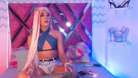 JESS online show from February 11, 5:05 am