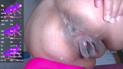 paola online show from October 17, 2:30 pm