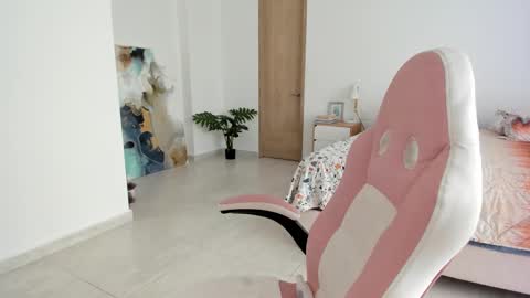 Snapshot of jessikapalmer chatting on February 24, 4:36 pm online show from February 24, 4:36 pm