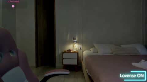 Snapshot of jessikapalmer chatting on December 14, 11:15 am online show from December 14, 11:15 am