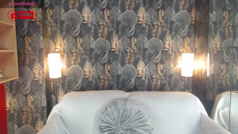 JessTheWicked online show from December 7, 8:49 pm