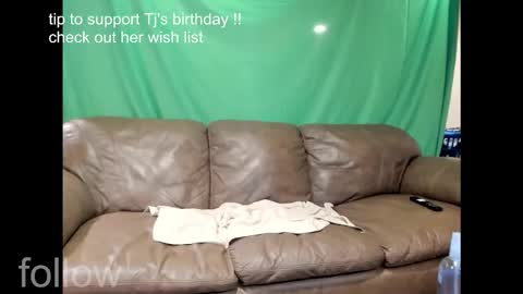 Snapshot of jessyboi0504 chatting on October 22, 10:15 am seductress Cyber Succubus online show from October 22, 10:15 am