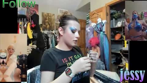 Snapshot of jessyboi0504 chatting on November 14, 12:15 pm seductress Cyber Succubus online show from November 14, 12:15 pm