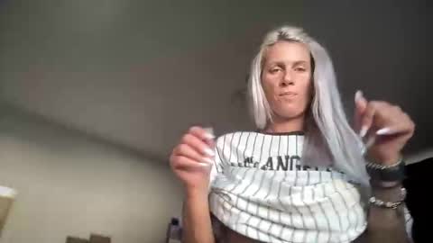 Jessye online show from September 16, 1:45 pm