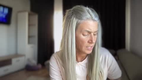 Jessye online show from September 24, 9:56 am