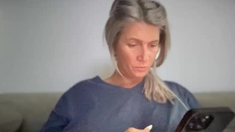 Jessye online show from October 6, 9:40 am