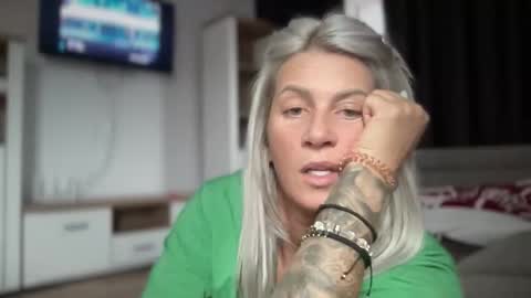 Jessye online show from October 8, 9:29 am