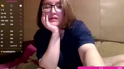 Snapshot of jessystoune1 chatting on September 25, 6:55 pm Bye everyone i cant see any reason to stay here wish u luck online show from September 25, 6:55 pm