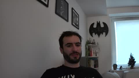 Snapshot of jestersquid89 chatting on December 17, 1:05 pm jestersquid89 online show from December 17, 1:05 pm