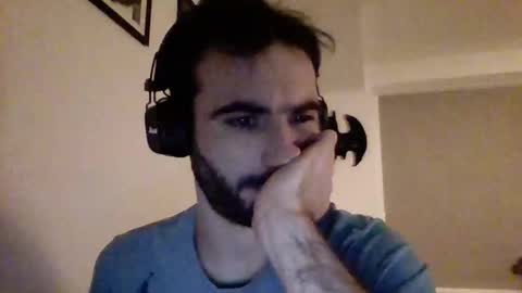 Snapshot of jestersquid89 chatting on January 9, 11:34 pm jestersquid89 online show from January 9, 11:34 pm