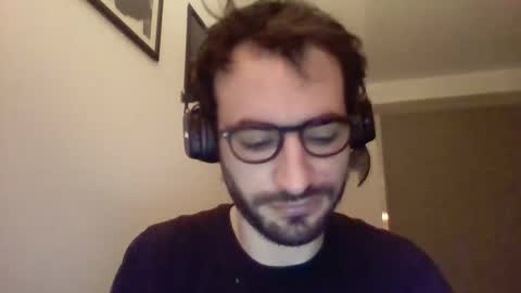 Snapshot of jestersquid89 chatting on February 20, 7:23 am jestersquid89 online show from February 20, 7:23 am