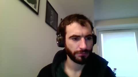 Snapshot of jestersquid89 chatting on October 23, 7:40 am jestersquid89 online show from October 23, 7:40 am