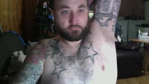 Snapshot of jettadude5 chatting on December 19, 11:18 am jettadude5 online show from December 19, 11:18 am