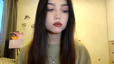 I am Gina ntmu Lets hit 10 Thumbs Up together online show from December 15, 5:44 am