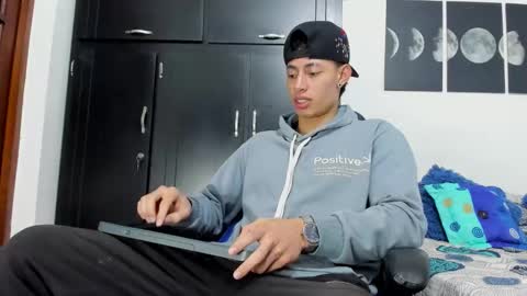 jey cox online show from September 13, 10:59 am