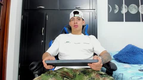 jey cox online show from September 18, 12:29 pm