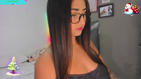 Snapshot of jhacky_sweet chatting on December 30, 3:03 am jhackelin My independent account online show from December 30, 3:03 am