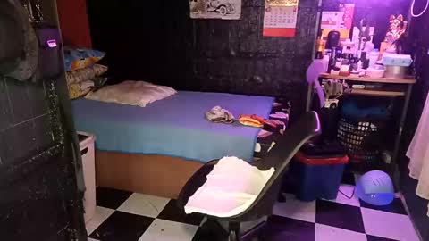 jherry26 online show from October 3, 2:25 pm