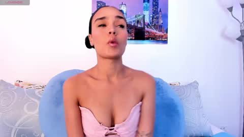 Jhoana  online show from January 23, 5:31 pm