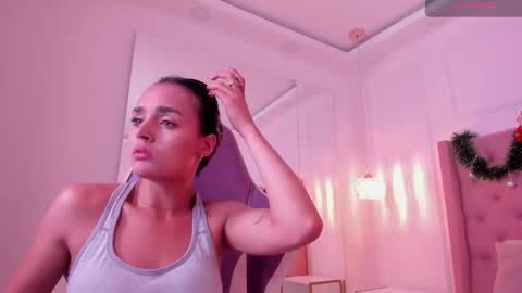 Jhoana  online show from December 2, 3:01 am