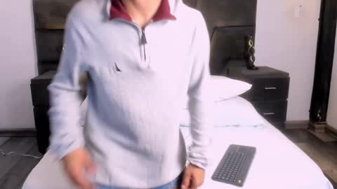 jhoanleandro online show from March 3, 4:03 am