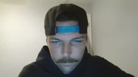 jholls online show from November 7, 2:22 am