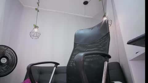 jhon_malo online show from March 7, 4:24 am