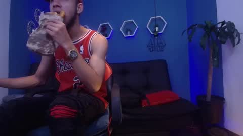 jhon_malo online show from September 27, 4:17 am