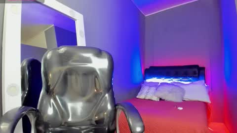 Jhon online show from September 24, 1:25 pm