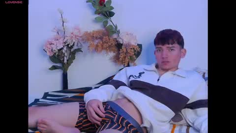 jhonn_anderson online show from November 28, 3:53 am