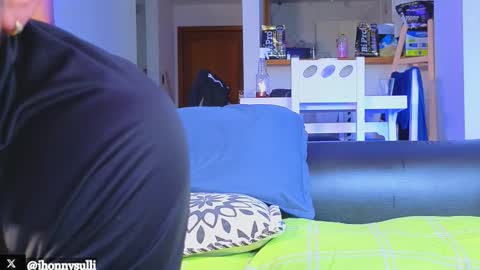 jhonny and friend online show from October 12, 9:14 pm