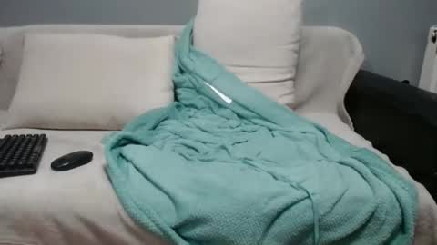 jhonnyboyx online show from January 4, 5:05 am