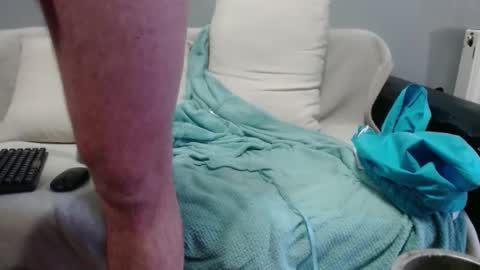 jhonnyboyx online show from January 4, 9:21 am