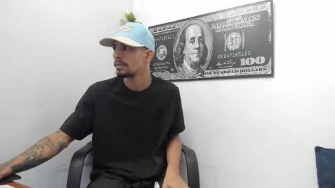 jhonson821 online show from November 30, 8:40 am