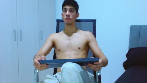 Snapshot of jhony_sex3 chatting on September 17, 2:57 am jhony_sex3 online show from September 17, 2:57 am