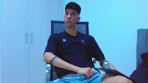 Snapshot of jhony_sex3 chatting on November 8, 12:16 pm jhony_sex3 online show from November 8, 12:16 pm