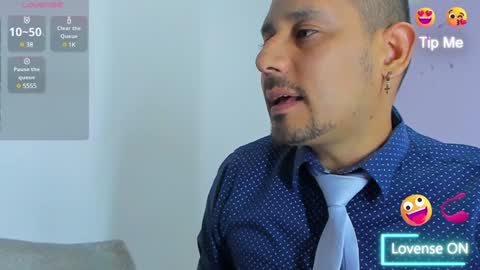 Snapshot of jhonyalzate chatting on December 10, 6:01 am Jhony Alzate online show from December 10, 6:01 am