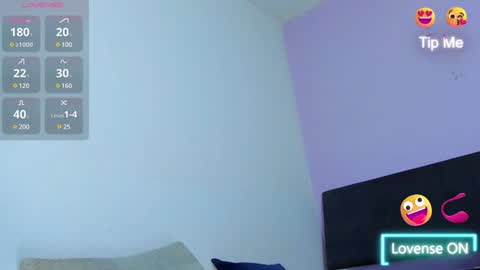 Snapshot of jhonyalzate chatting on December 15, 9:35 am Jhony Alzate online show from December 15, 9:35 am