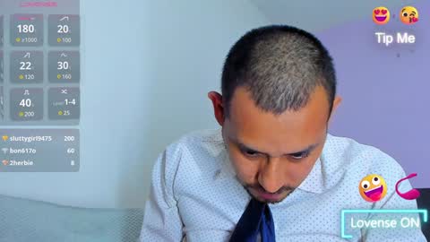 Snapshot of jhonyalzate chatting on December 20, 9:32 am Jhony Alzate online show from December 20, 9:32 am