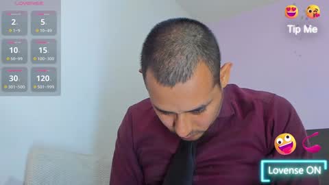 Snapshot of jhonyalzate chatting on January 10, 7:11 pm Jhony Alzate online show from January 10, 7:11 pm