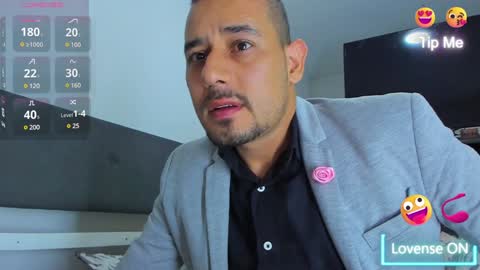 Snapshot of jhonyalzate chatting on January 24, 2:49 am Jhony Alzate online show from January 24, 2:49 am