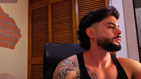 Snapshot of jhordan_white chatting on December 17, 6:47 pm Jhordan White online show from December 17, 6:47 pm